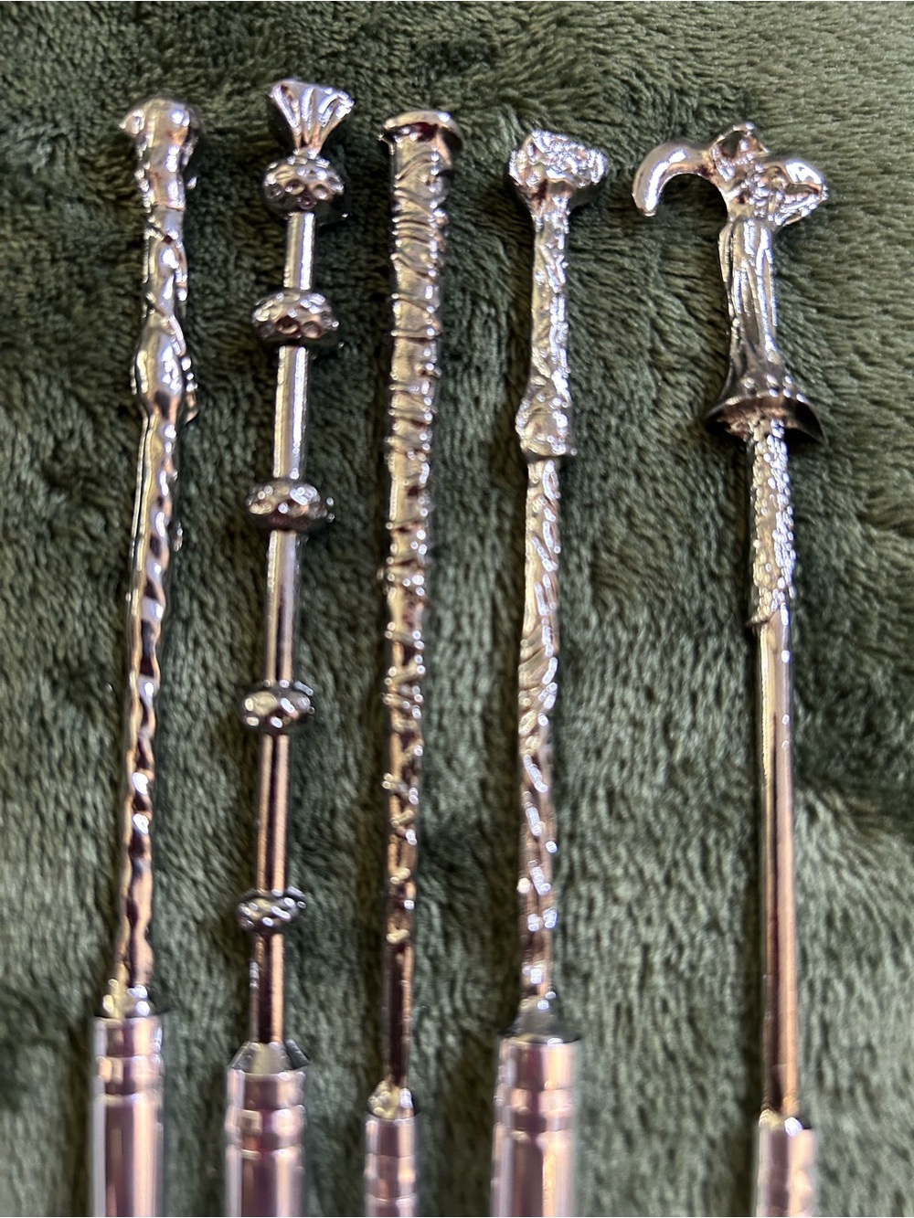 Set of 5 Decorative metal Harry Potter Storybook makeup brush